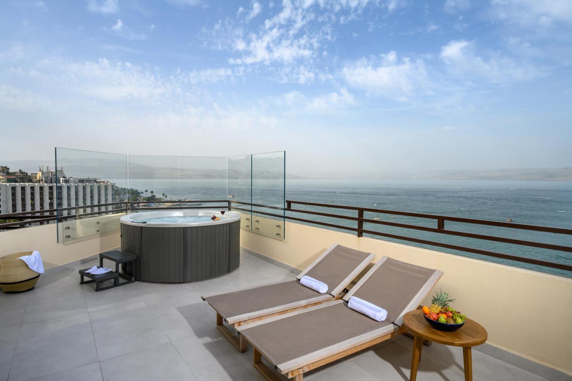Leonardo Plaza Hotel Tiberias Exterior photo