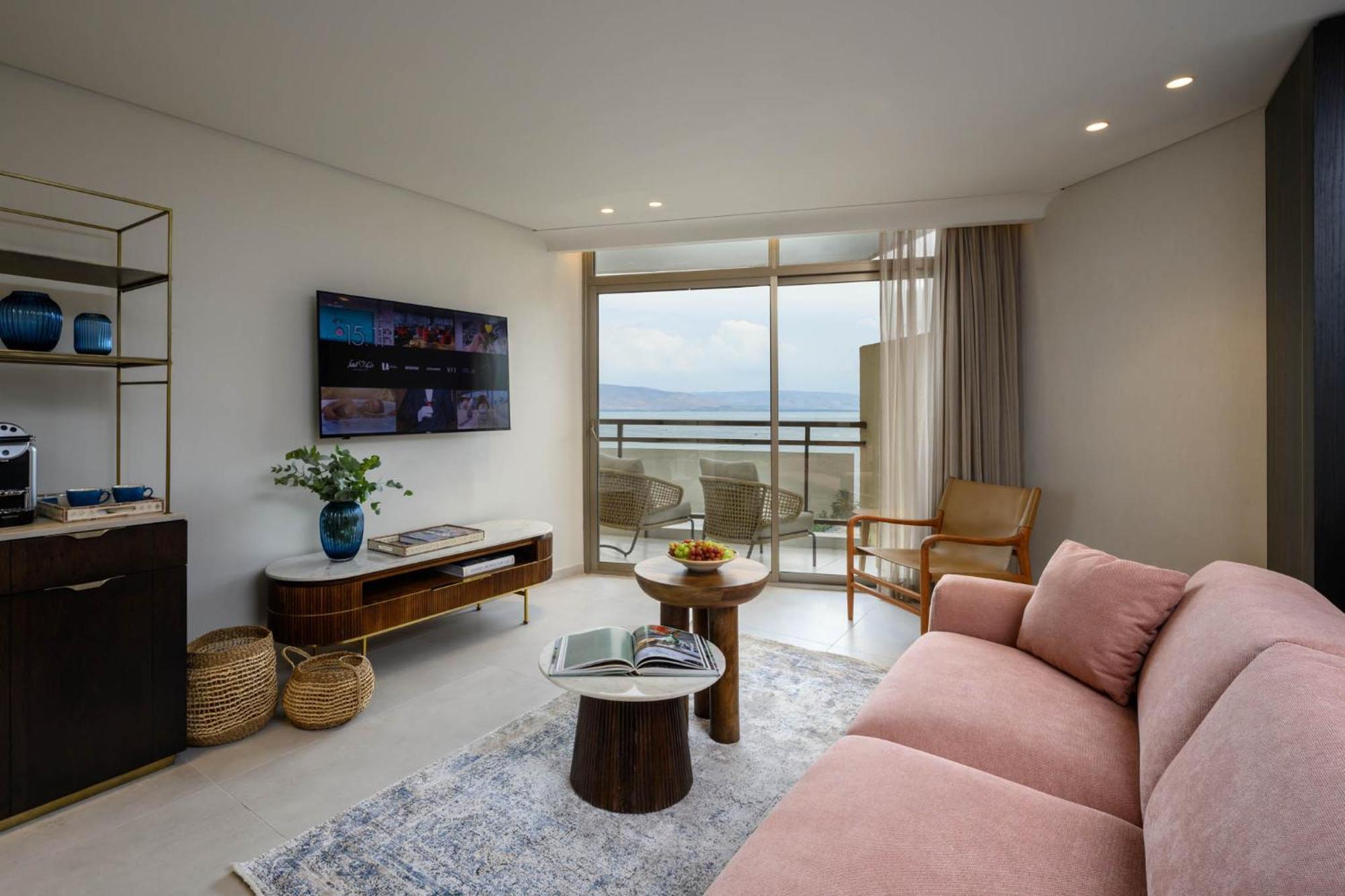 Leonardo Plaza Hotel Tiberias Exterior photo